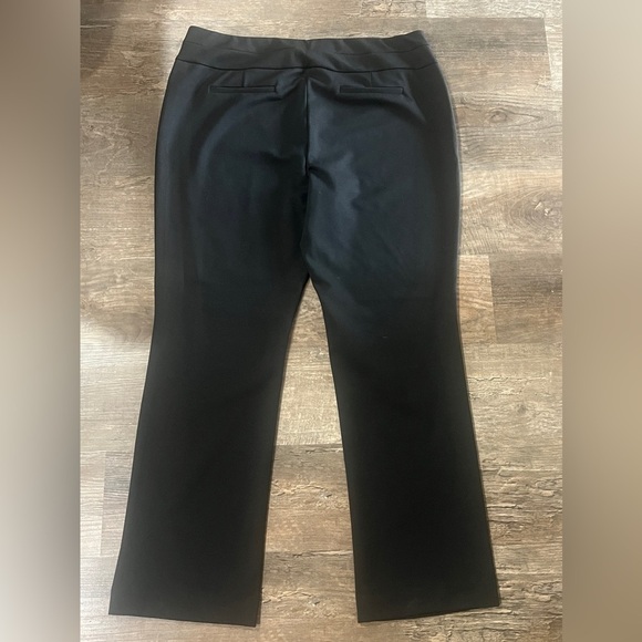 NWT New York & Company Slacks - Picture 4 of 6